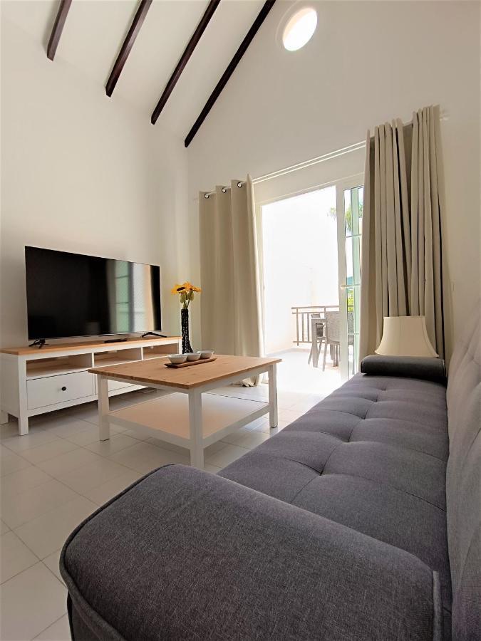 Sarah'S Apartment - Playa Fanabe Costa Adeje  Exteriör bild