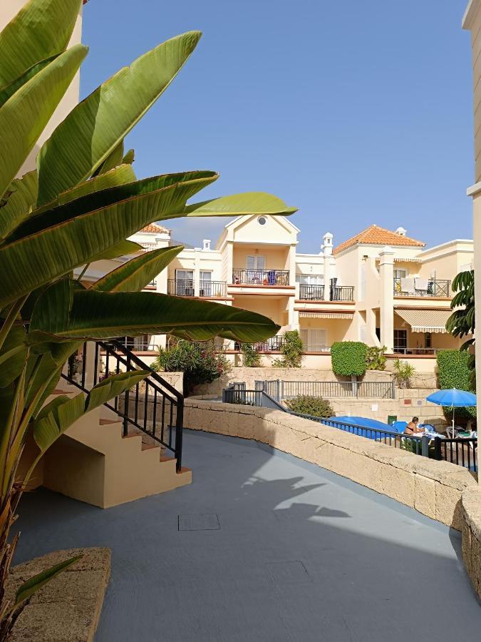 Sarah'S Apartment - Playa Fanabe Costa Adeje  Exteriör bild
